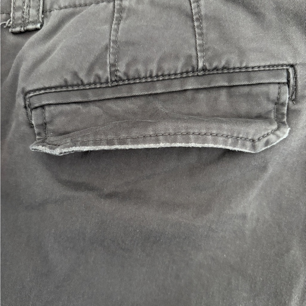 Old Navy Women's Charcoal Flare Jeans - Picture 6 of 8